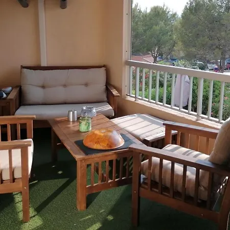 Au Lagon Bleu A Frejus, Garage, Tennis & Piscine 1200 M2