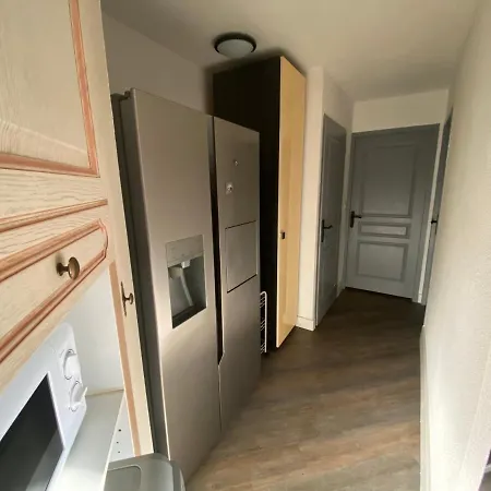 Au Lagon Bleu à Fréjus, Garage, Tennis&piscine 1200 M2 *