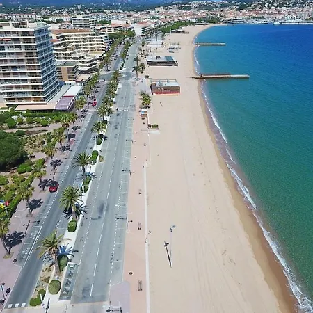 Appartamento Au Lagon Bleu à Fréjus, Garage, Tennis&piscine 1200 M2