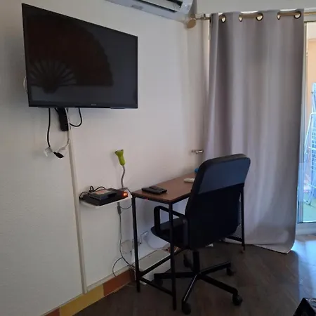 Au Lagon Bleu à Fréjus, Garage, Tennis&piscine 1200 M2 Appartamento